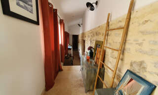 Maison 10 Pièces 463 m² à vendre à Cornillon (30630)