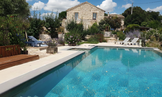 Maison 10 Pièces 463 m² à vendre à Cornillon (30630)