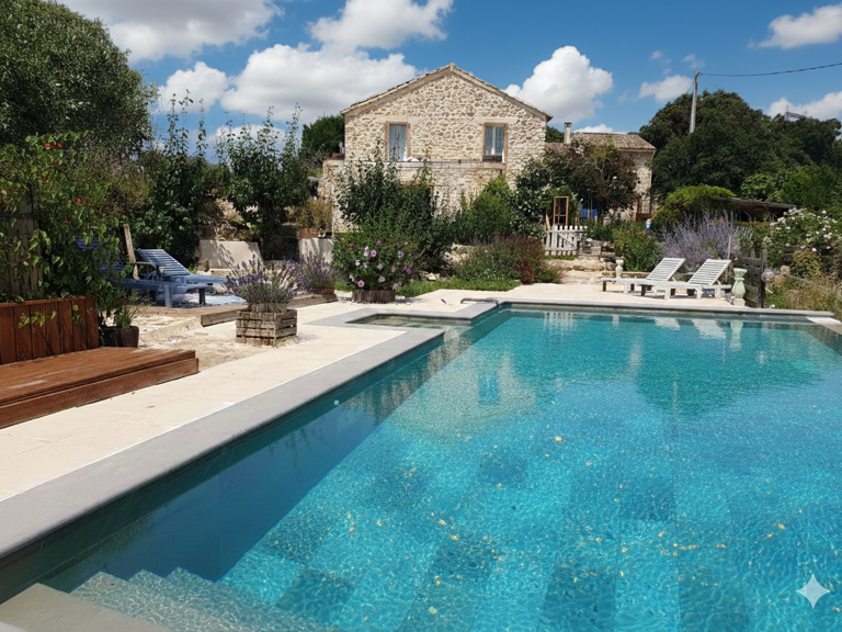 A Vendre GARD (30) - Mas avec chambres d'hôtes et piscine — photo 1