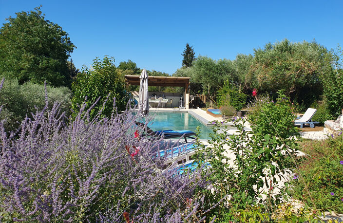 A Vendre GARD (30) - Mas avec chambres d'hôtes et piscine — photo 2
