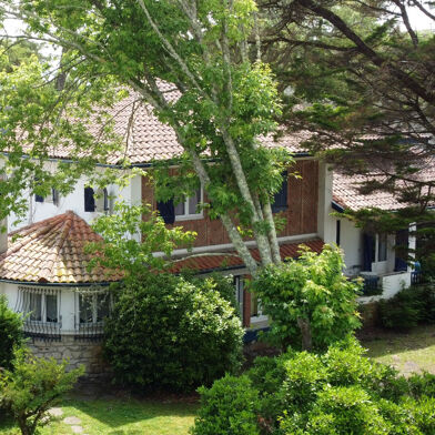 Maison 8 pièces 3360000 €