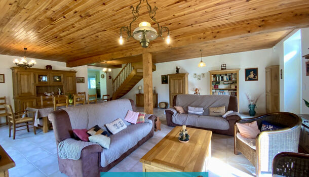 Villa / Maison 7 pièces  à vendre Pons 17800