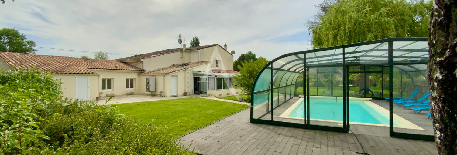 Maison 7 Pièces 270 m² à vendre à Pons (17800)