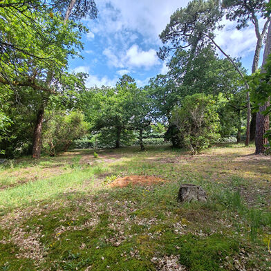 Terrain  1354600 €