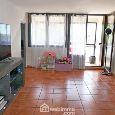 Appartement 4 pièces 99000 €