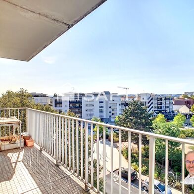 Appartement 4 pièces 178000 €