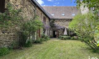 Commerce  361 m² à vendre à Bourg-Lastic (63760)