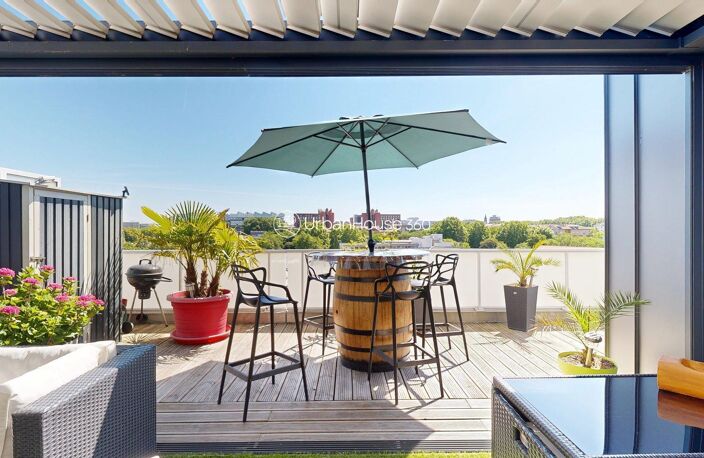 MAISON-APPARTEMENT TERRASSE JARDIN AU-DESSUS DES TOITS DE TOULOUSE CENTRE — photo 4