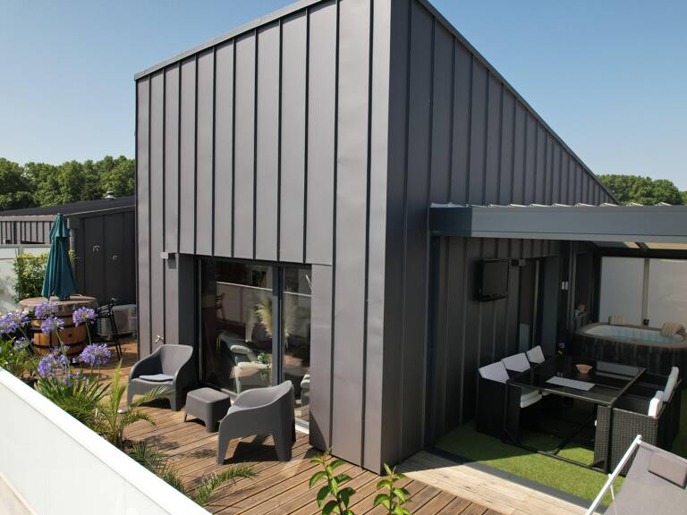 MAISON-APPARTEMENT TERRASSE JARDIN AU-DESSUS DES TOITS DE TOULOUSE CENTRE — photo 1