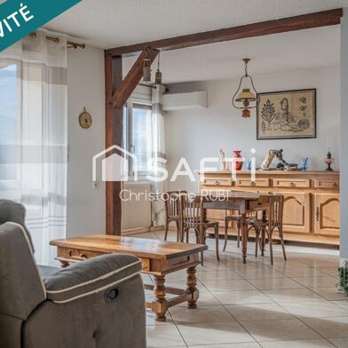 Appartement 5 pièces 180000 €