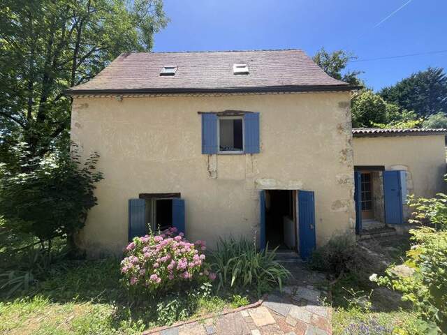 Maison en pierre de 5 pièces principales — photo du bien