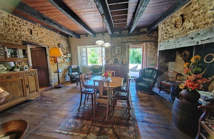 Maison en pierre de 4 pièces principales — photo 5
