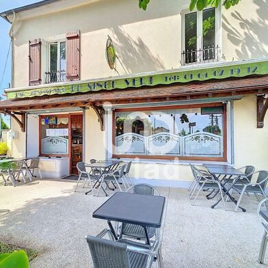 Commerce  260000 €