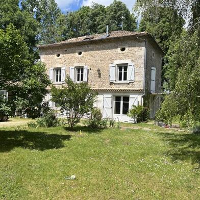 Maison 7 pièces 274100 €