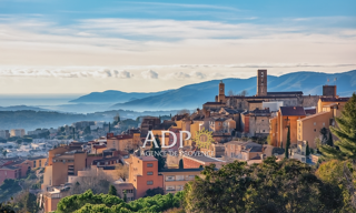 Commerce  50 m² à vendre à Grasse (06130)