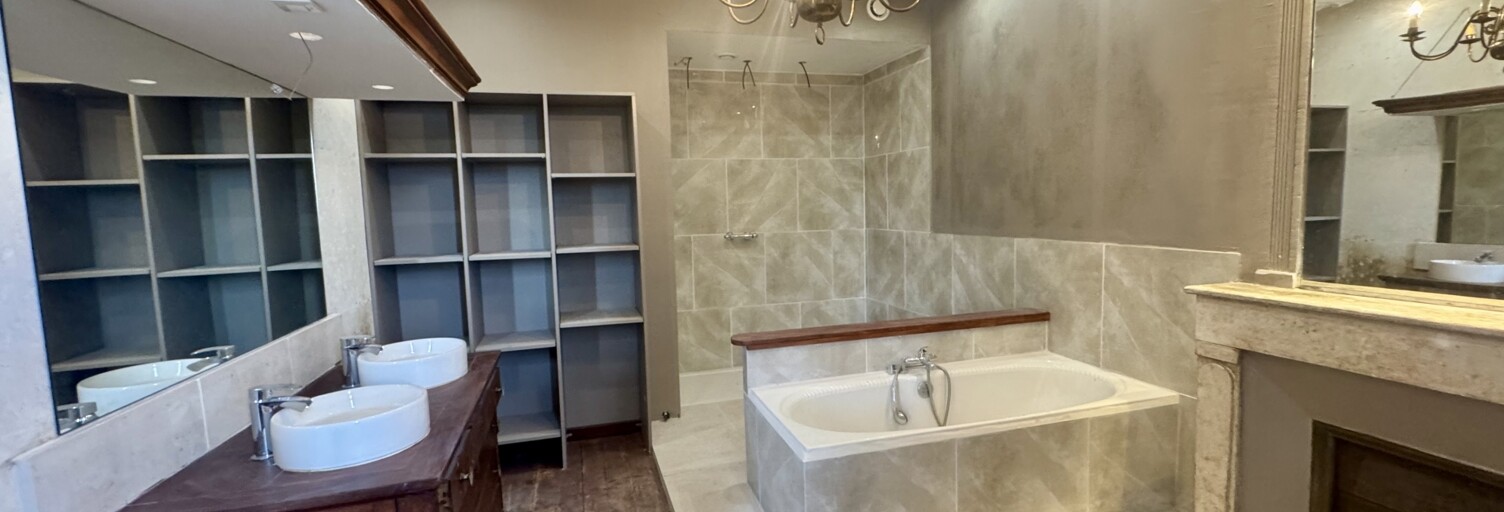 Maison 10 Pièces 300 m² à vendre à Agris (16110)