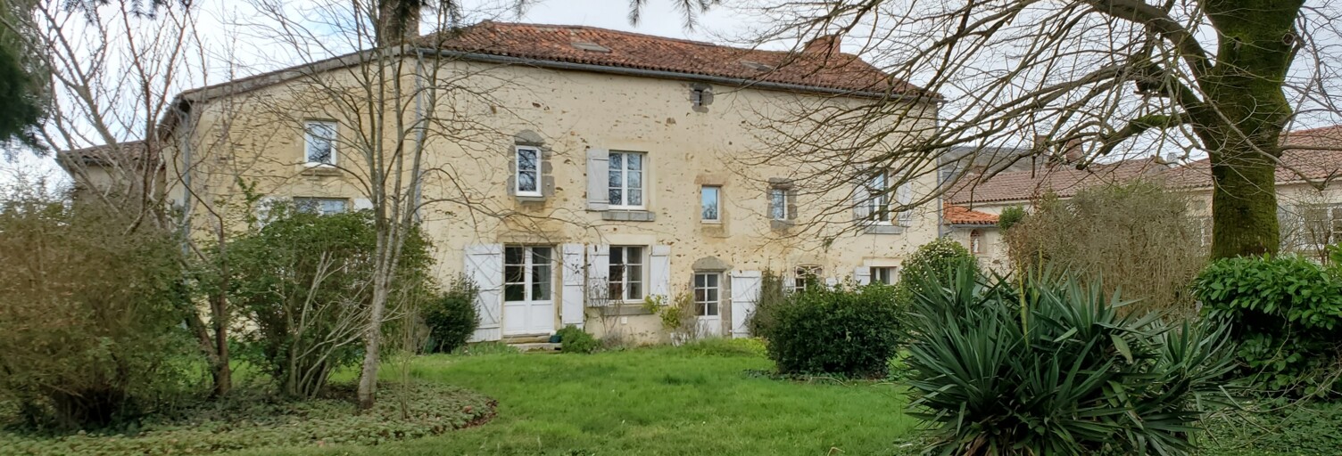 Maison 12 Pièces 396 m² à vendre à Saint-Maurice-des-Noues (85120)