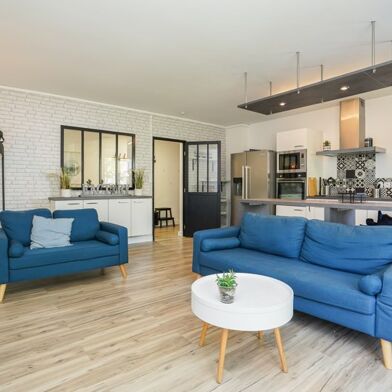 Appartement 5 pièces 254880 €