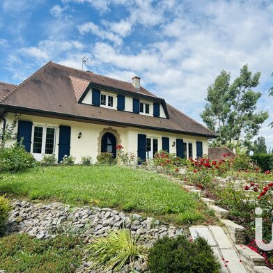 Maison 9 pièces 695000 €