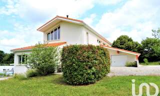 Maison 8 Pièces 193 m² à vendre à Rouzède (16220)