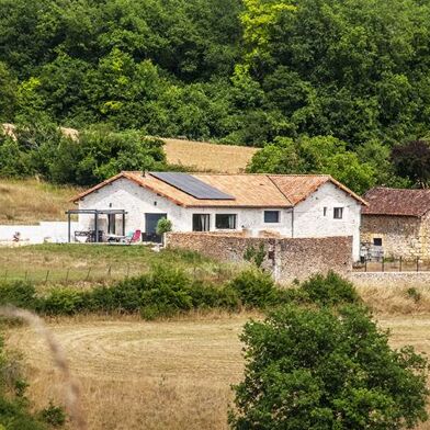 Maison 5 pièces 410670 €