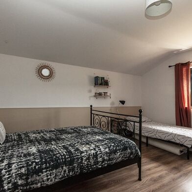 Maison 5 pièces 410670 €