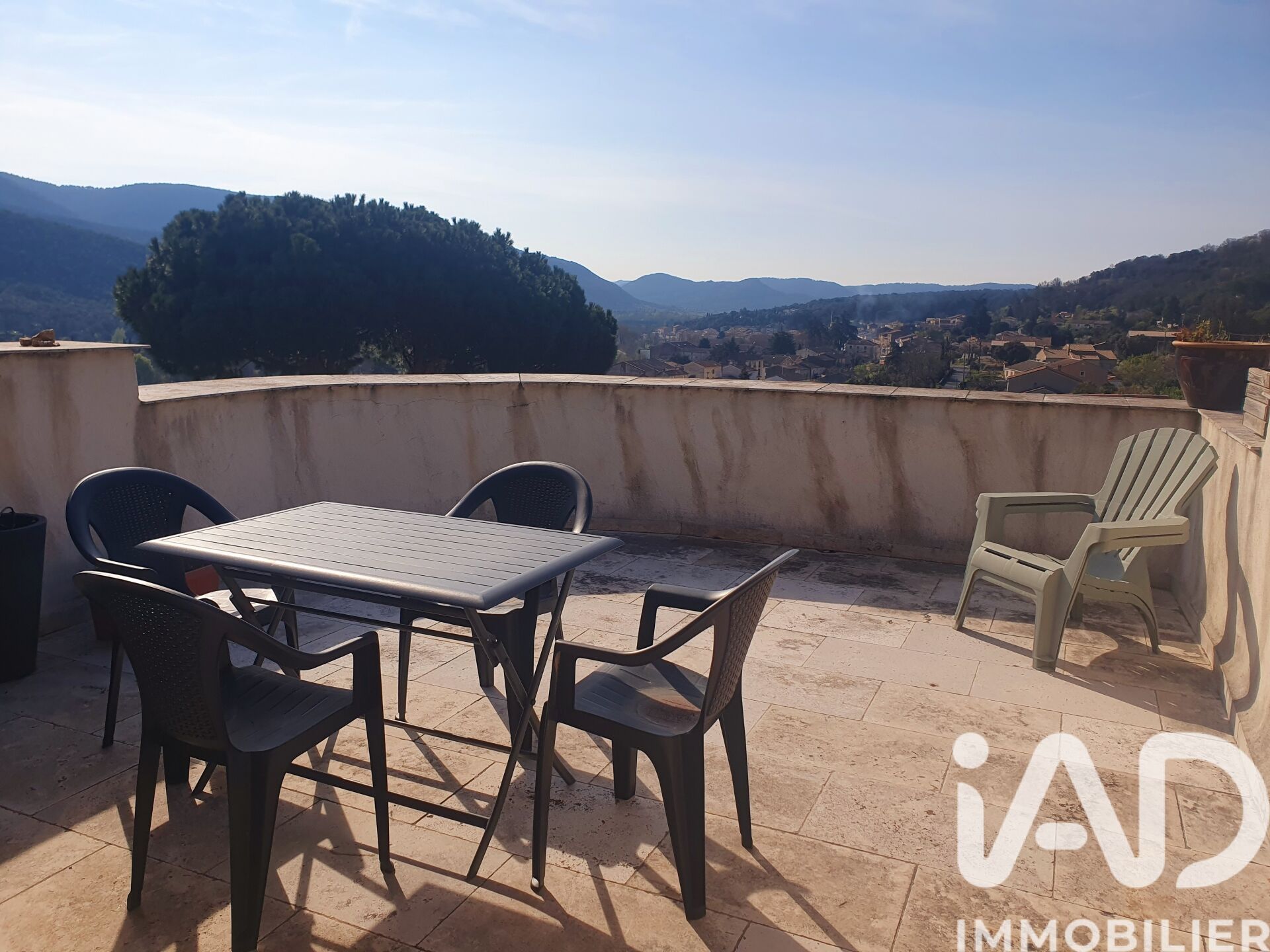 Le-Bousquet-D-Orb - 105m² - 4p. - 2ch.