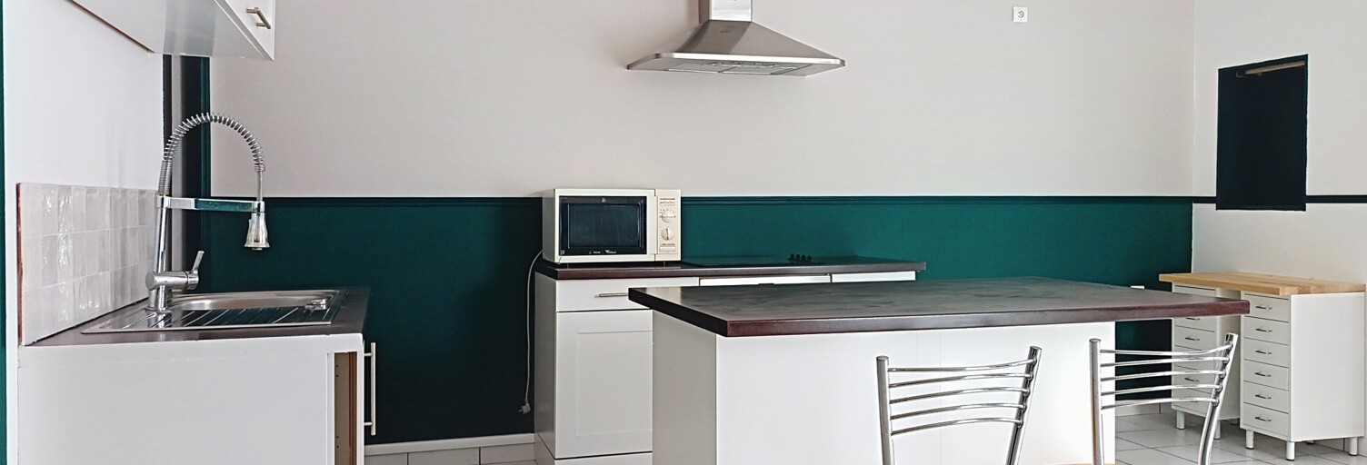 Immeuble  95 m² à vendre à Maillezais (85420)