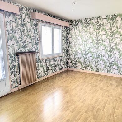 Appartement 3 pièces 84000 €