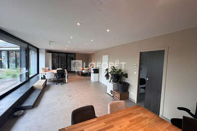 Commerce  669000 €