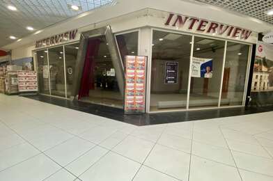 Commerce  99000 €