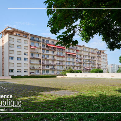 Appartement 4 pièces 230000 €