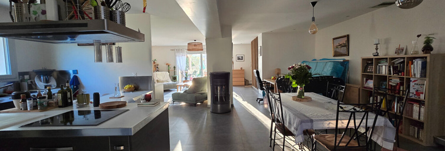 Maison 7 Pièces 248 m² à vendre à Saint-Fortunat-sur-Eyrieux (07360)