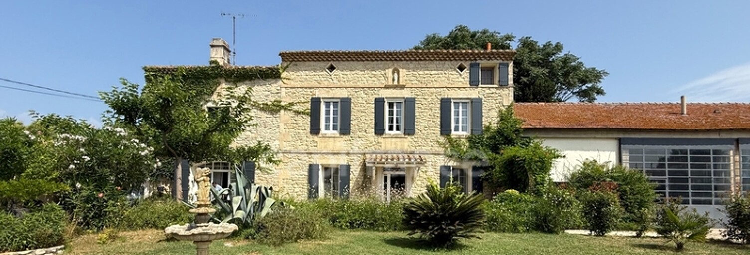 Maison 11 Pièces 329 m² à vendre à Tarascon (13150)