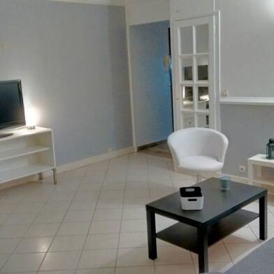 Appartement 4 pièces 1420 €