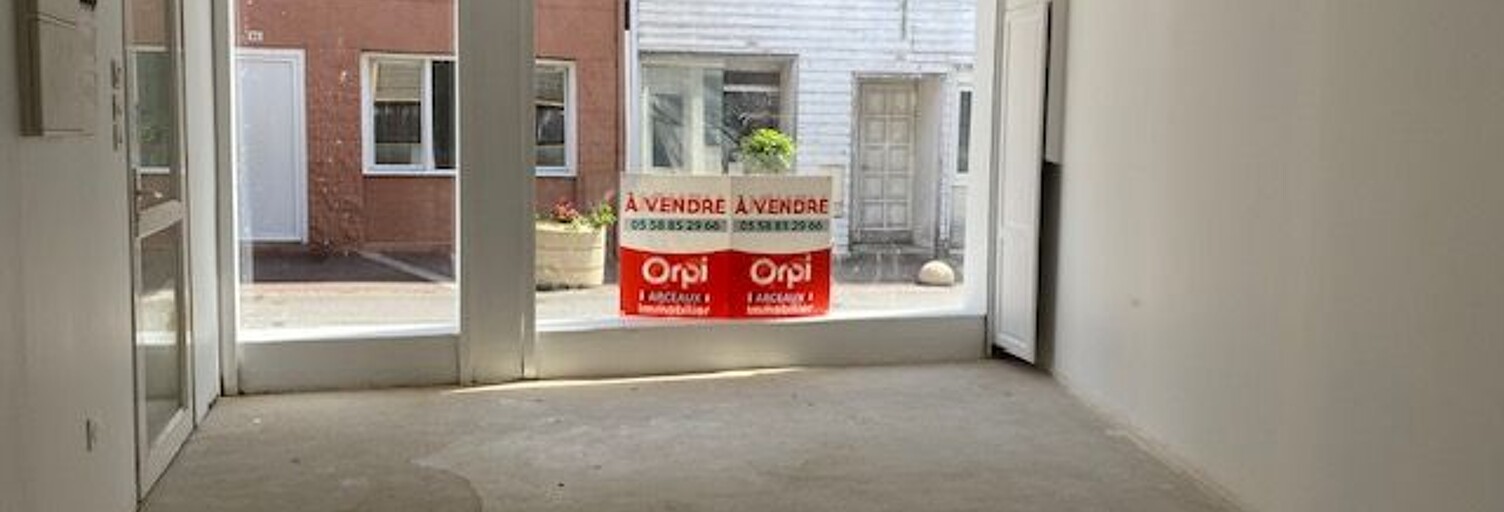 Commerce  33 m² à louer à Hagetmau (40700)