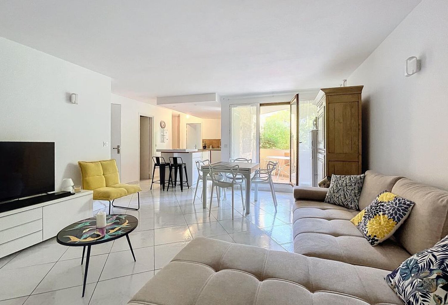 Appartement À Vendre 3 pièces ST RAPHAEL — photo 1
