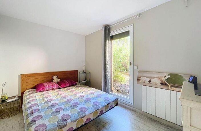 Appartement À Vendre 3 pièces ST RAPHAEL — photo 5