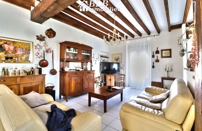 78610 - LE PERRAY EN YVELINES - MAISON 200M2 6 PIECES 4 CHAM — photo 3