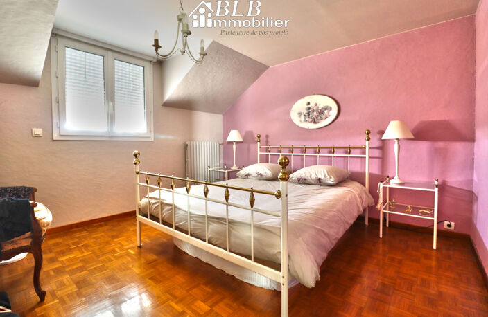 78610 - LE PERRAY EN YVELINES - MAISON 200M2 6 PIECES 4 CHAM — photo 5