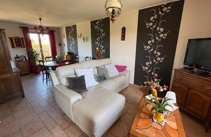 Vente maison 4 pièces 77 m² Claville (27180) — photo 2