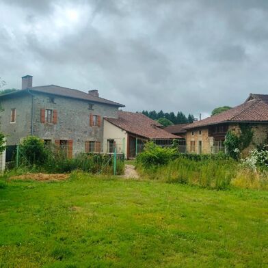 Maison 6 pièces 150500 €