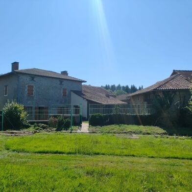 Maison 6 pièces 150500 €