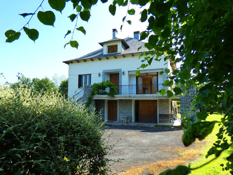 MAISON FAMILIALE AVEC APPARTEMENT — photo 1