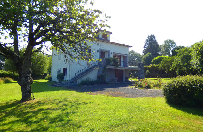 MAISON FAMILIALE AVEC APPARTEMENT — photo 2