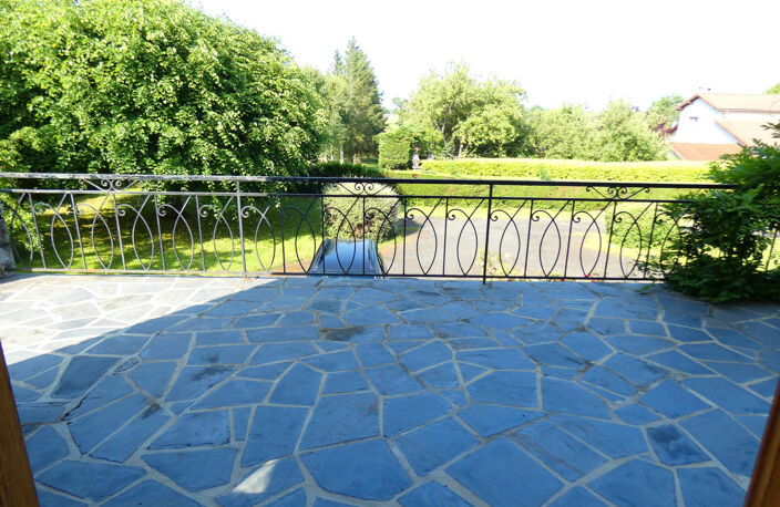 MAISON FAMILIALE AVEC APPARTEMENT — photo 4