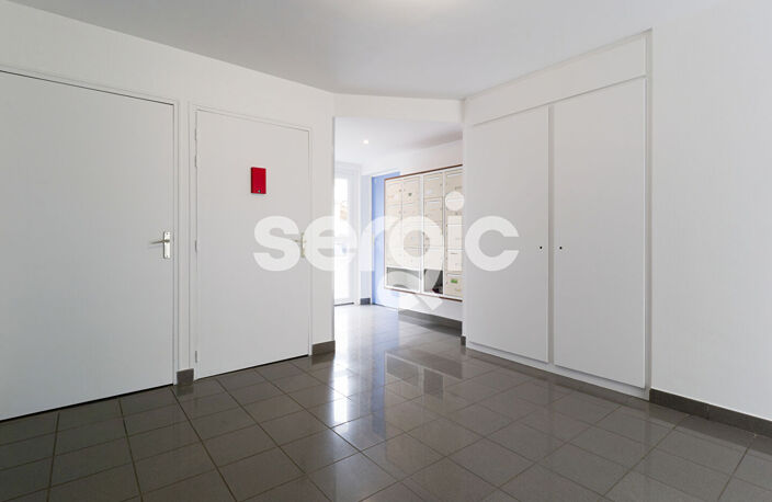 Appartement REIMS 2 pièce(s) 24.42 m2 — photo 2