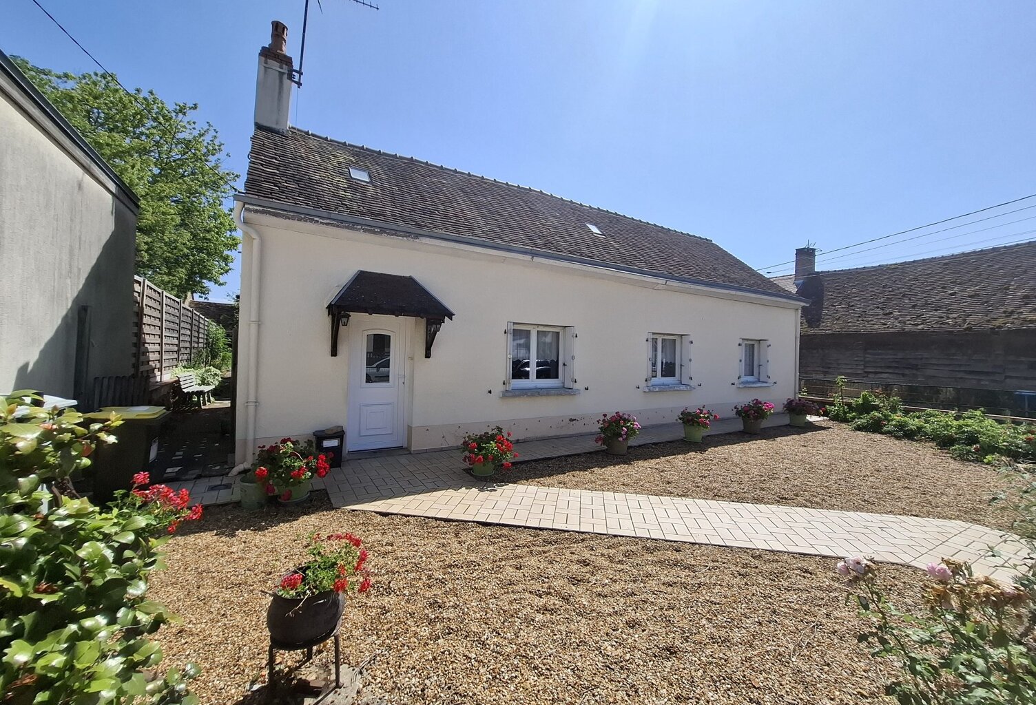 Maison d'habitation — photo 1