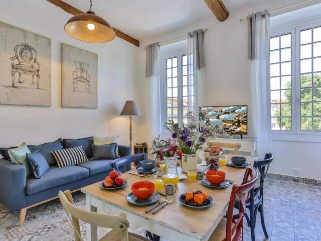 Superbe appartement 5 pièces - Place Garibaldi — photo du bien