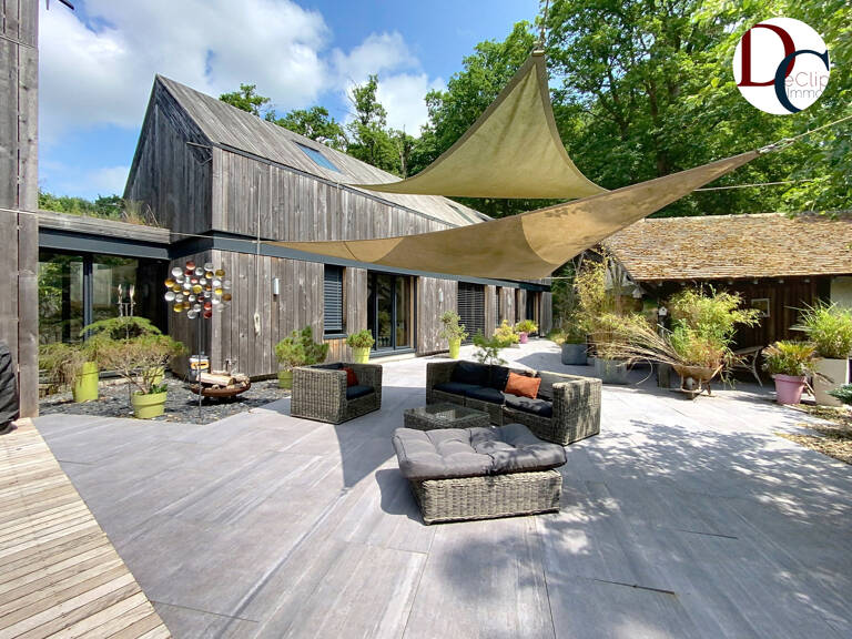 Maison d'Architecte d'Exception en Lisière de Forêt, Proche — photo 1